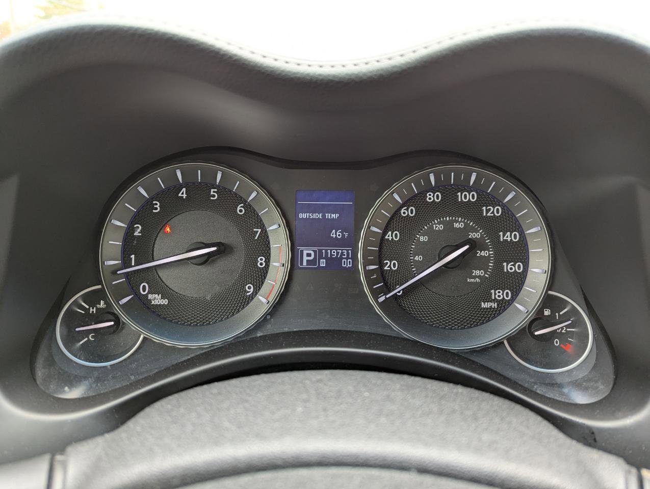Used 2011 INFINITI M37 x w/ Deluxe Touring Pkg AWD/4WD image 4