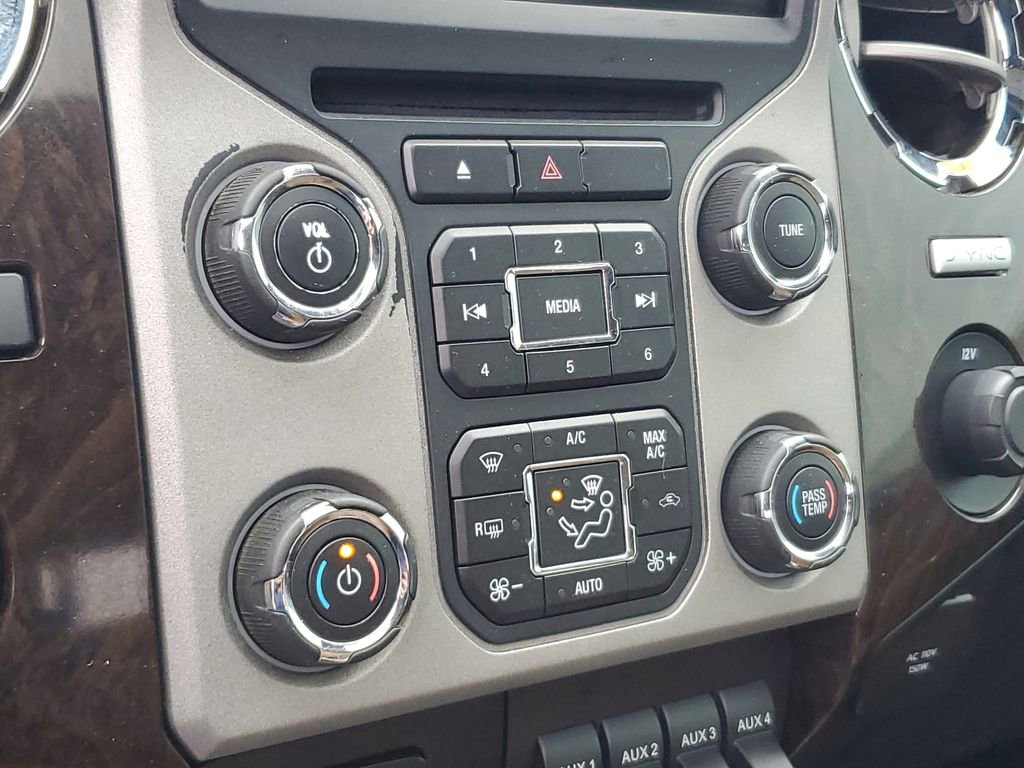 Used 2015 Ford F350 Platinum w/ FX4 Off-Road Package image 24