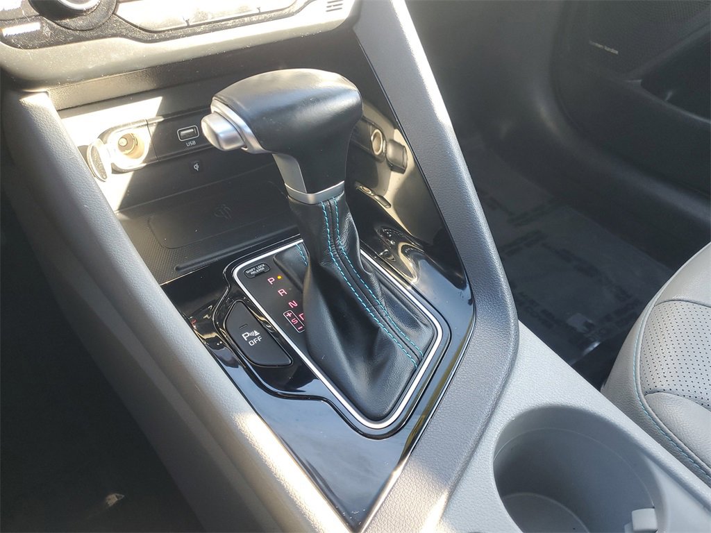 Used 2022 Kia Niro EX Premium image 29