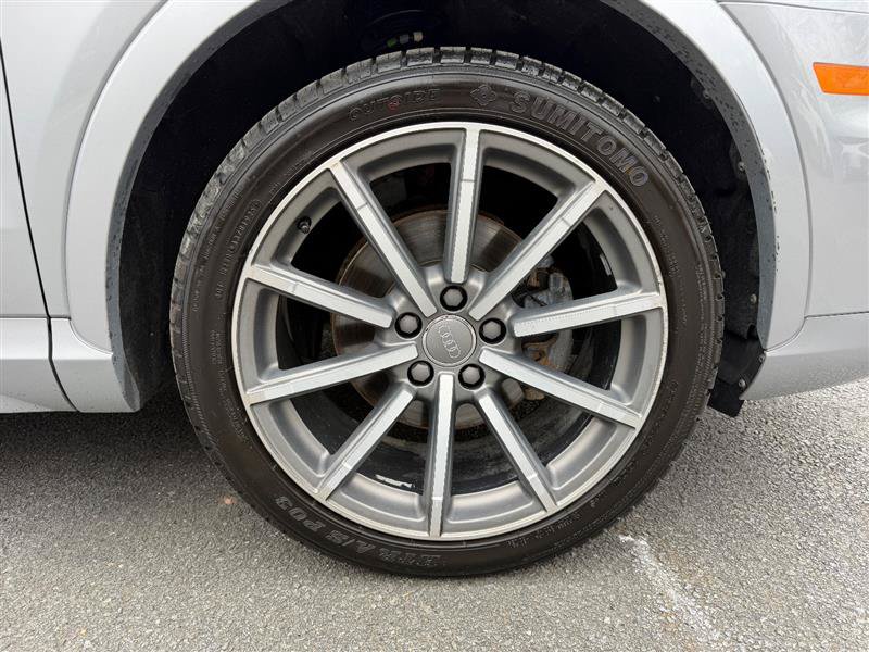 Used 2018 Audi Q3 2.0T Premium Plus w/ Premium Plus Package AWD/4WD image 17