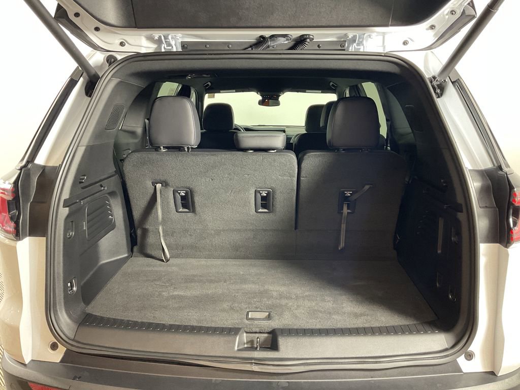 Used 2025 GMC Acadia AT4 image 22