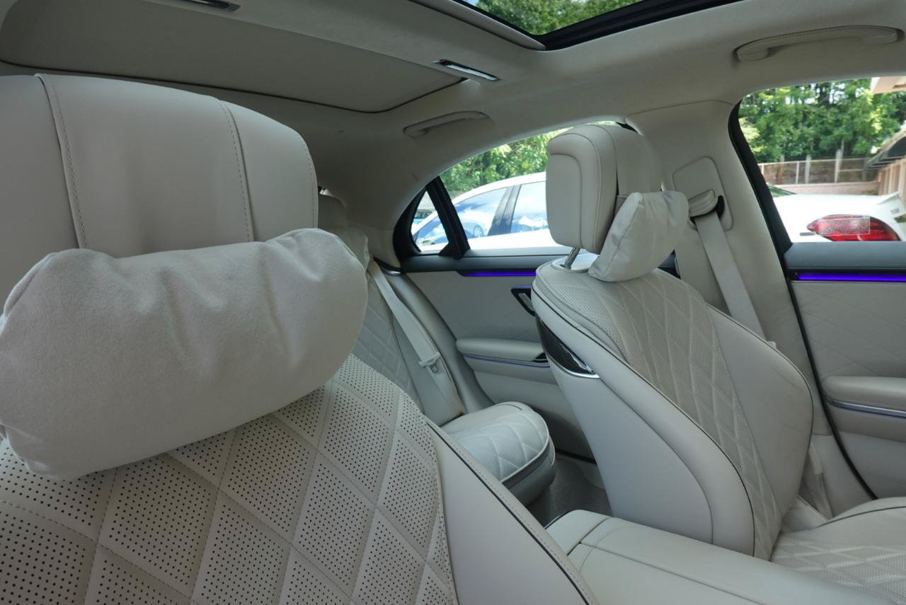 Used 2025 Mercedes-Benz S 580e 4MATIC Sedan image 13