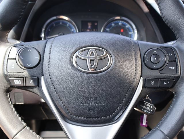 Used 2018 Toyota Corolla SE FWD image 17