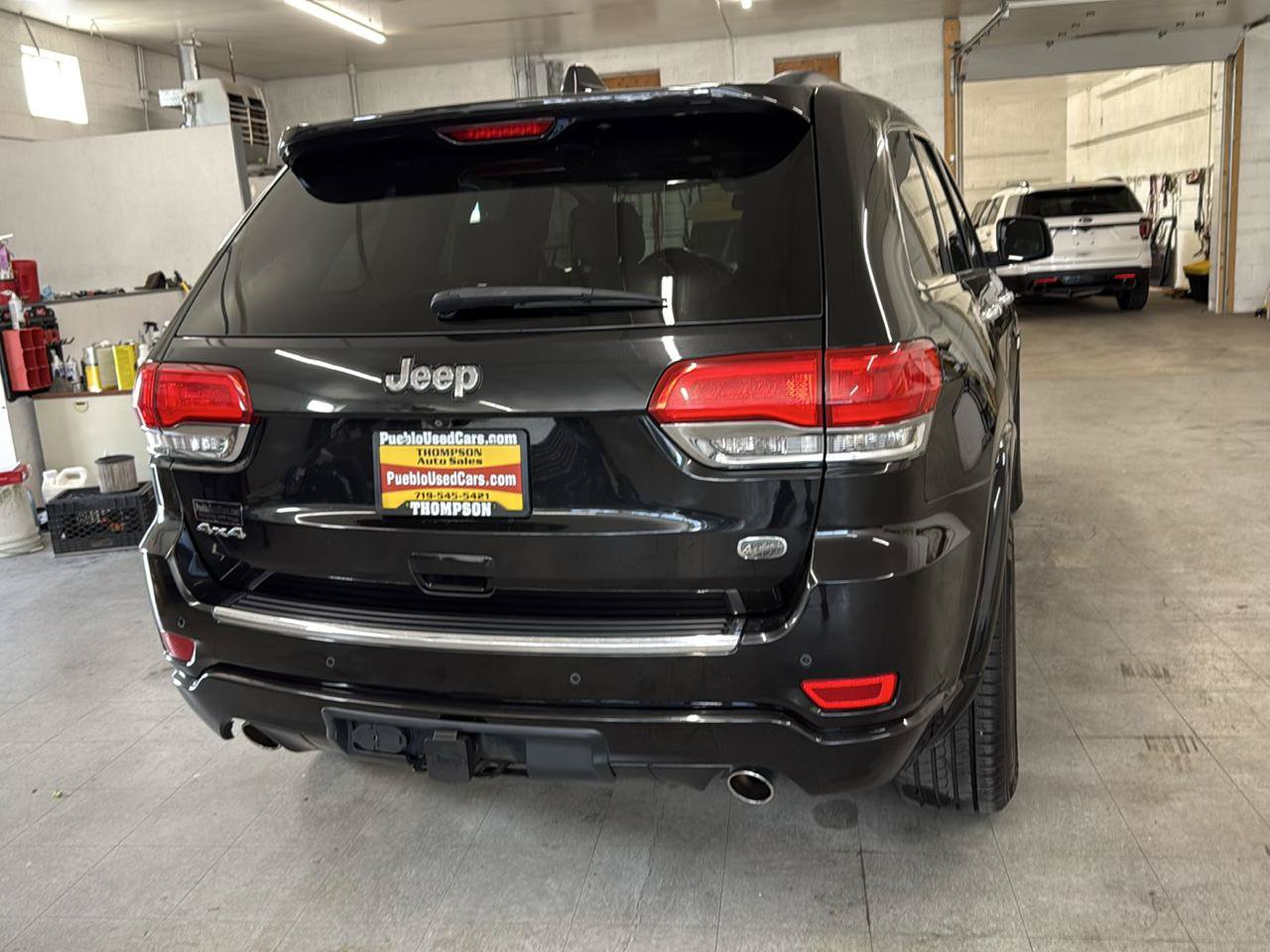 Used 2015 Jeep Grand Cherokee Overland AWD/4WD image 86