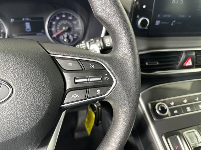 Used 2023 Hyundai Santa Fe SE image 16