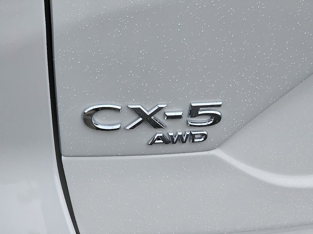 New 2025 MAZDA CX-5 Carbon Edition image 13