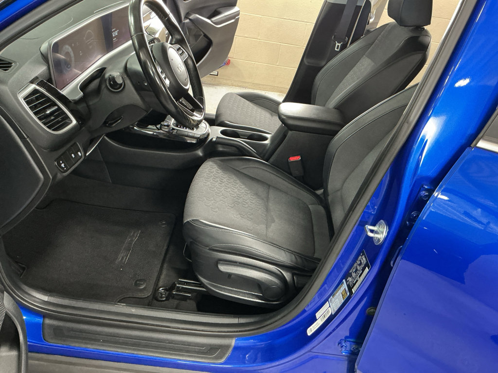 Used 2024 Kia Seltos S FWD image 11