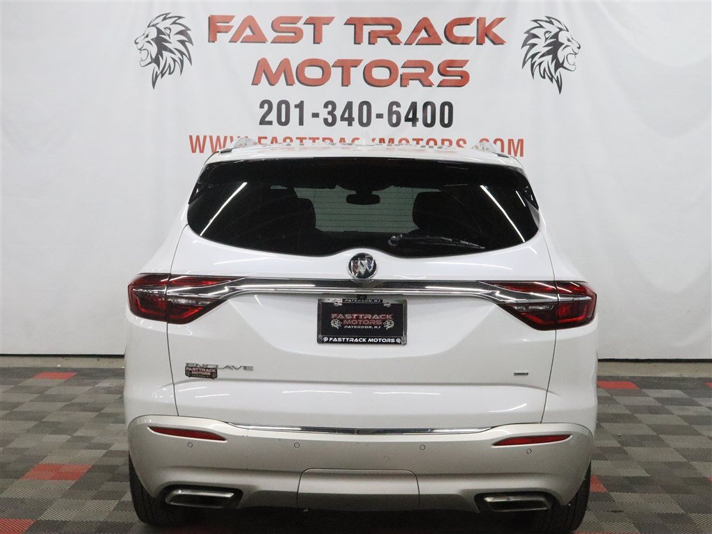 Used 2021 Buick Enclave Premium w/ Sun and Sites Package AWD/4WD image 5