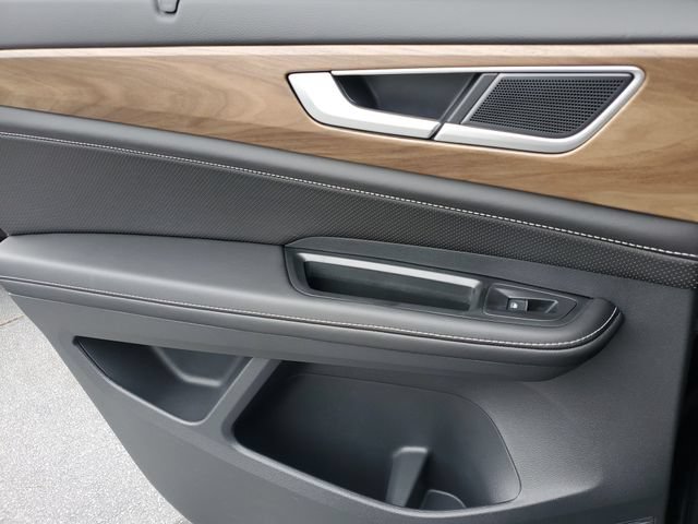 New 2026 Volkswagen Atlas SE FWD image 14