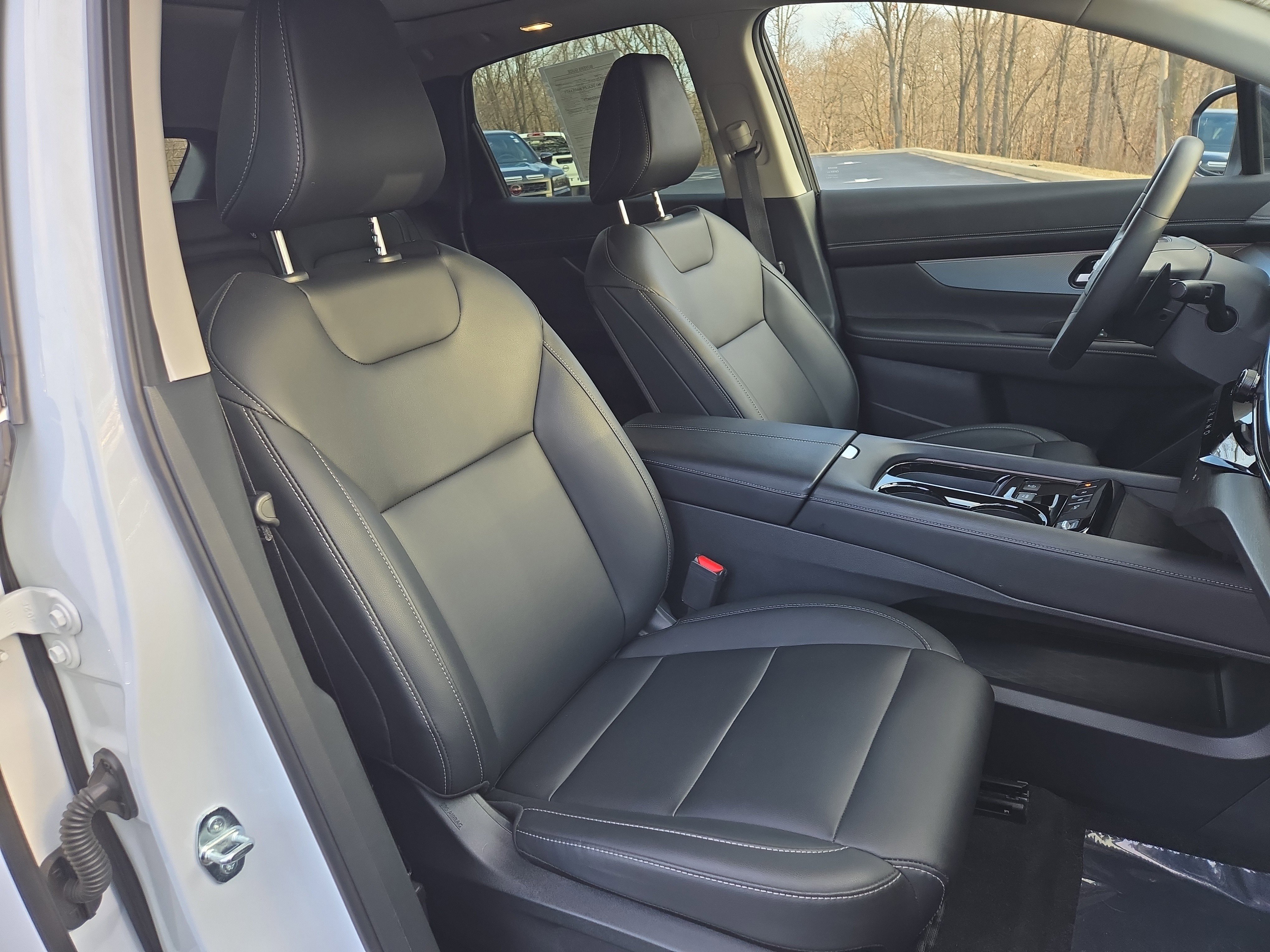 Certified 2025 Nissan Murano SL image 27