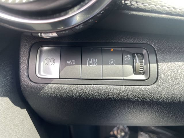 Certified 2025 Chevrolet Equinox LT w/ Convenience Package II AWD/4WD image 20