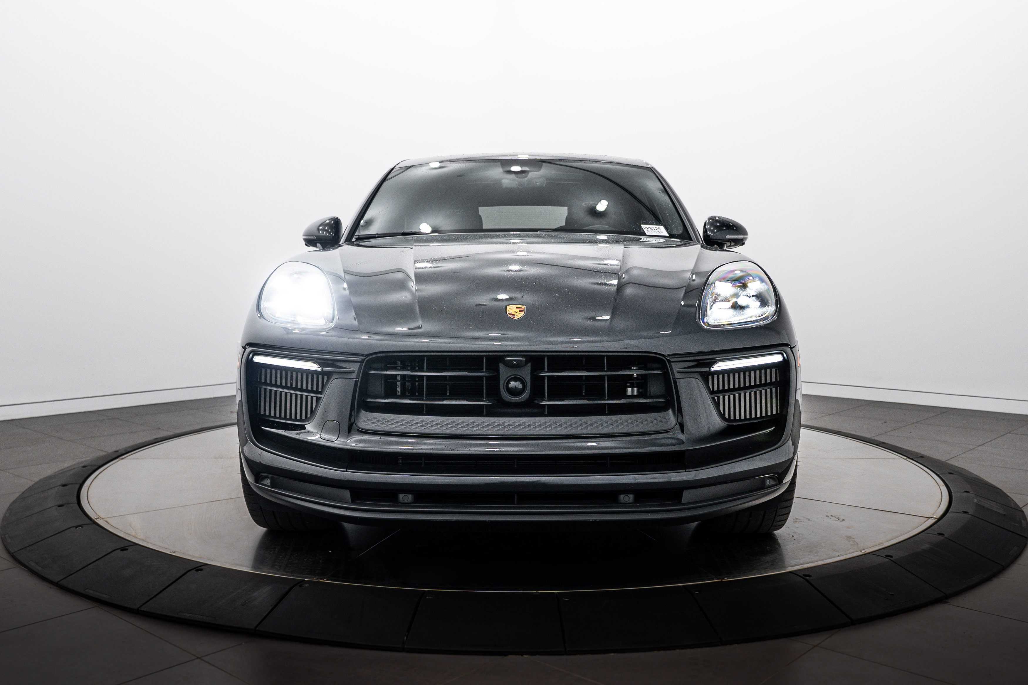 Certified 2024 Porsche Macan GTS AWD/4WD image 10