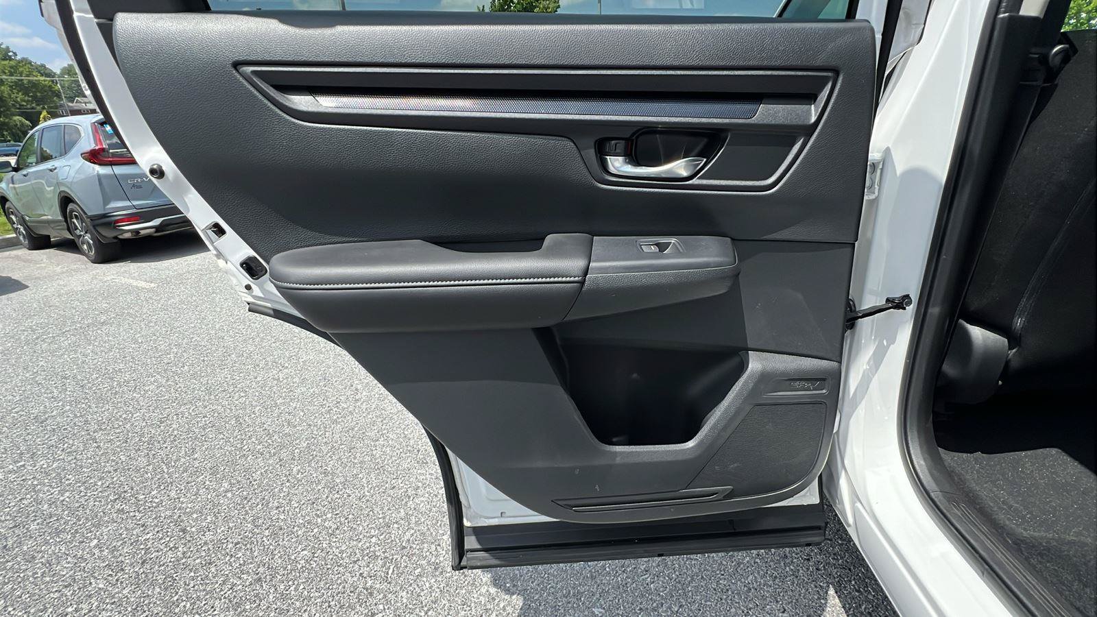 Used 2026 Honda CR-V LX image 17