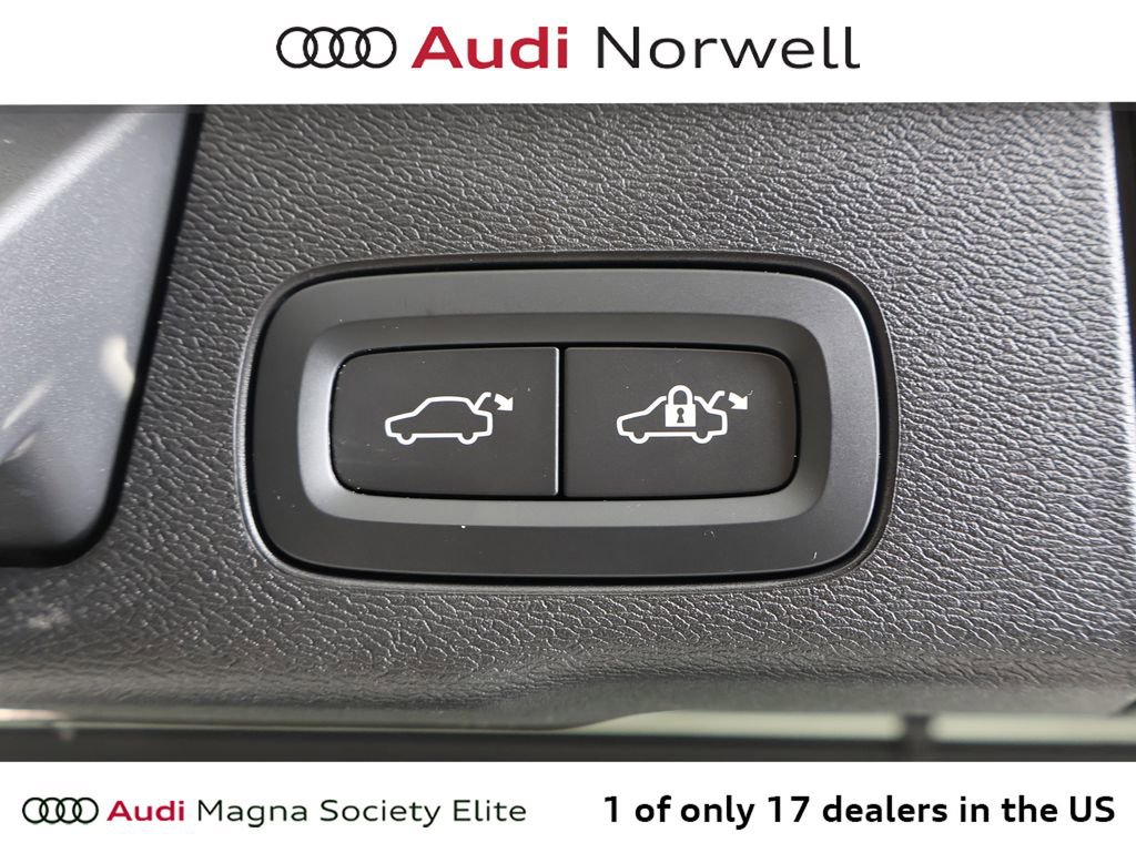 Used 2024 Volvo XC60 T8 Ultimate w/ Protection Package Premier AWD/4WD image 15