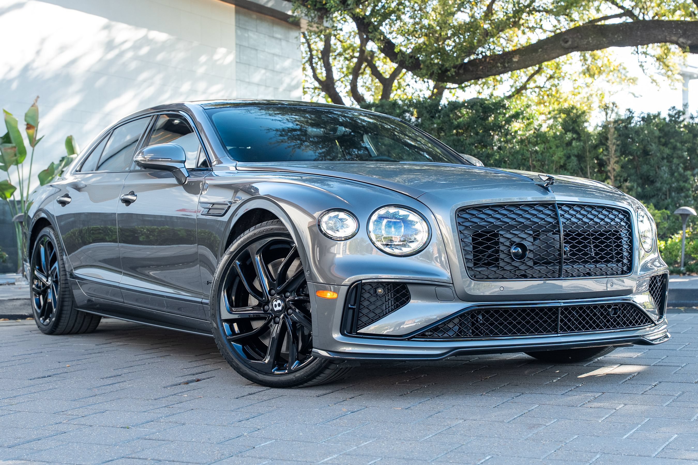 Certified 2025 Bentley Flying Spur Plug-In Hybrid AWD/4WD image 48