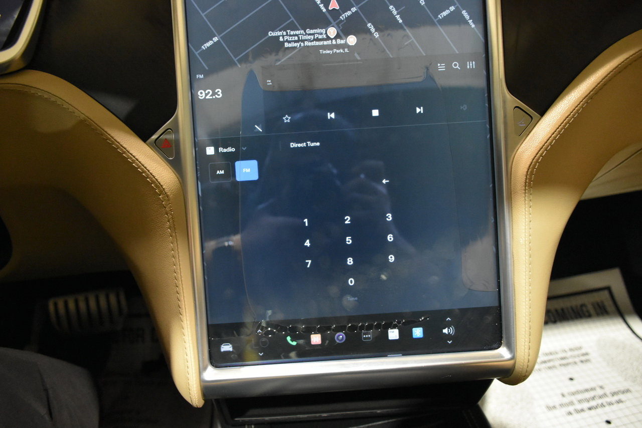 Used 2013 Tesla Model S Performance image 18