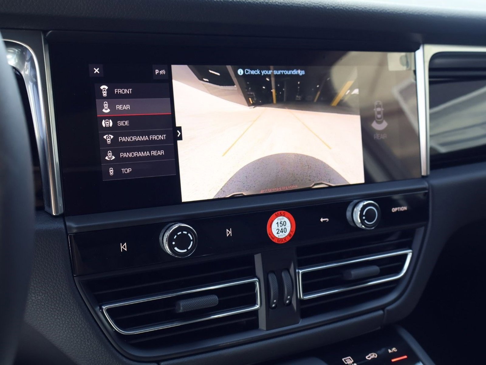New 2026 Porsche Macan AWD/4WD image 19