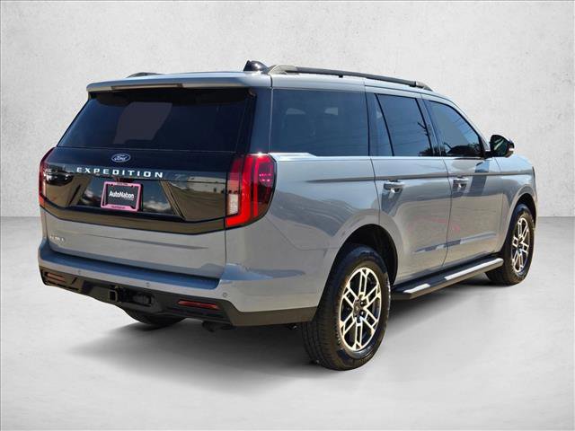 New 2026 Ford Expedition Active image 2