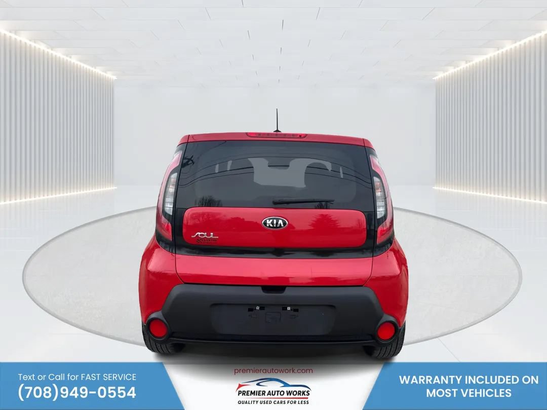 Used 2015 Kia Soul + FWD image 5