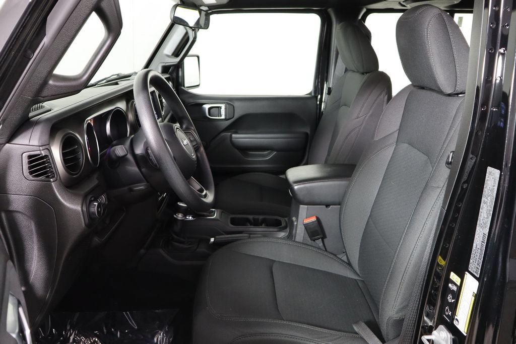 Used 2022 Jeep Wrangler Unlimited Sport AWD/4WD image 14