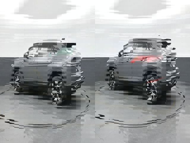 New 2026 Volkswagen Atlas Cross Sport SE image 5