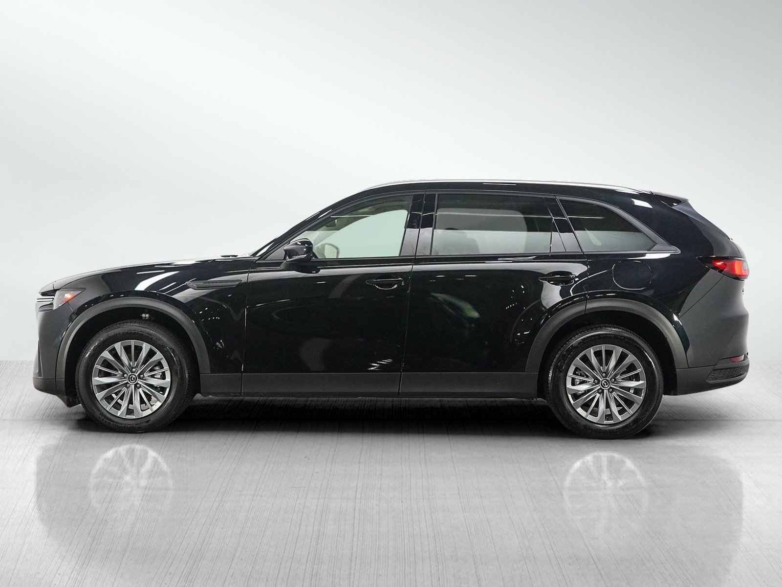 Used 2024 MAZDA CX-90 3.3 Turbo w/ Preferred Package AWD/4WD image 2