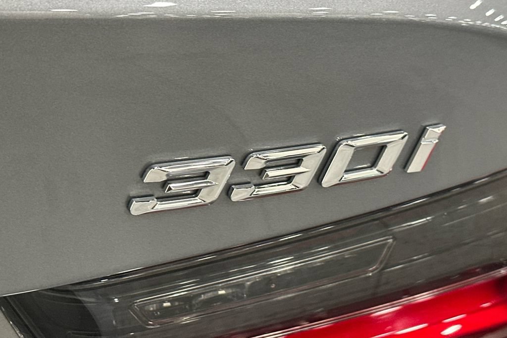 Used 2025 BMW 330i Sedan RWD image 33