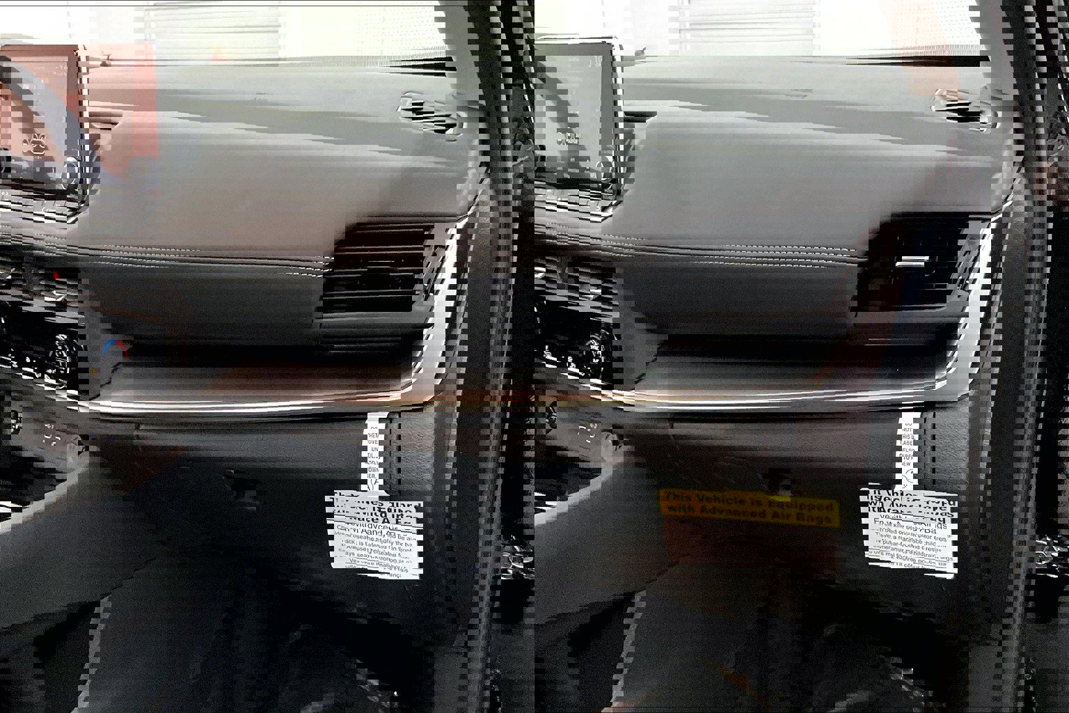 New 2025 Nissan Rogue SV image 62