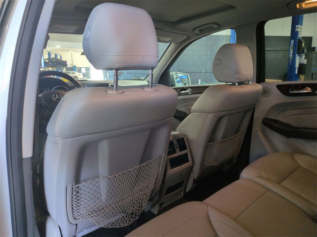 Used 2013 Mercedes-Benz ML 550 4MATIC w/ Premium 1 Pkg image 26