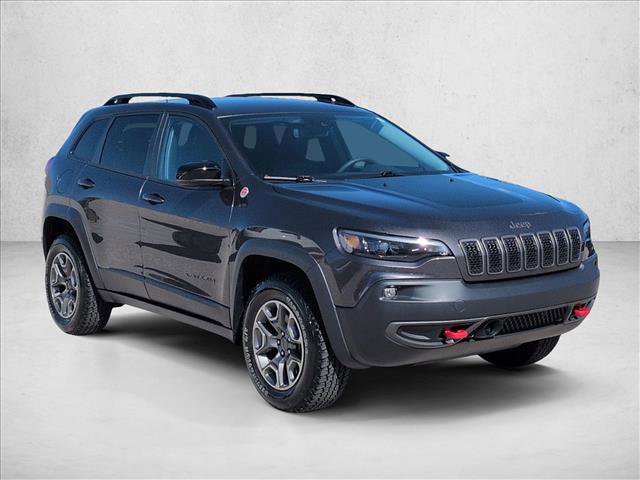Used 2022 Jeep Cherokee Trailhawk image 3