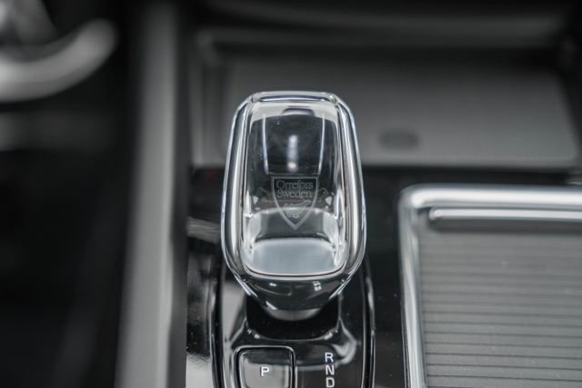 New 2026 Volvo XC60 B5 Ultra w/ Protection Package Premier image 26