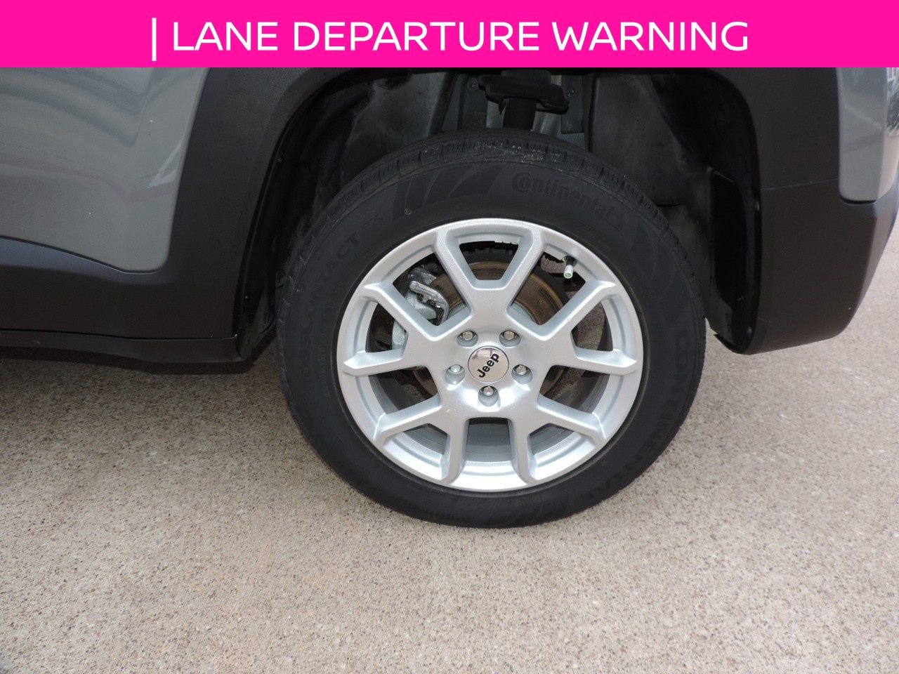 Used 2022 Jeep Renegade Latitude w/ Convenience Group image 16