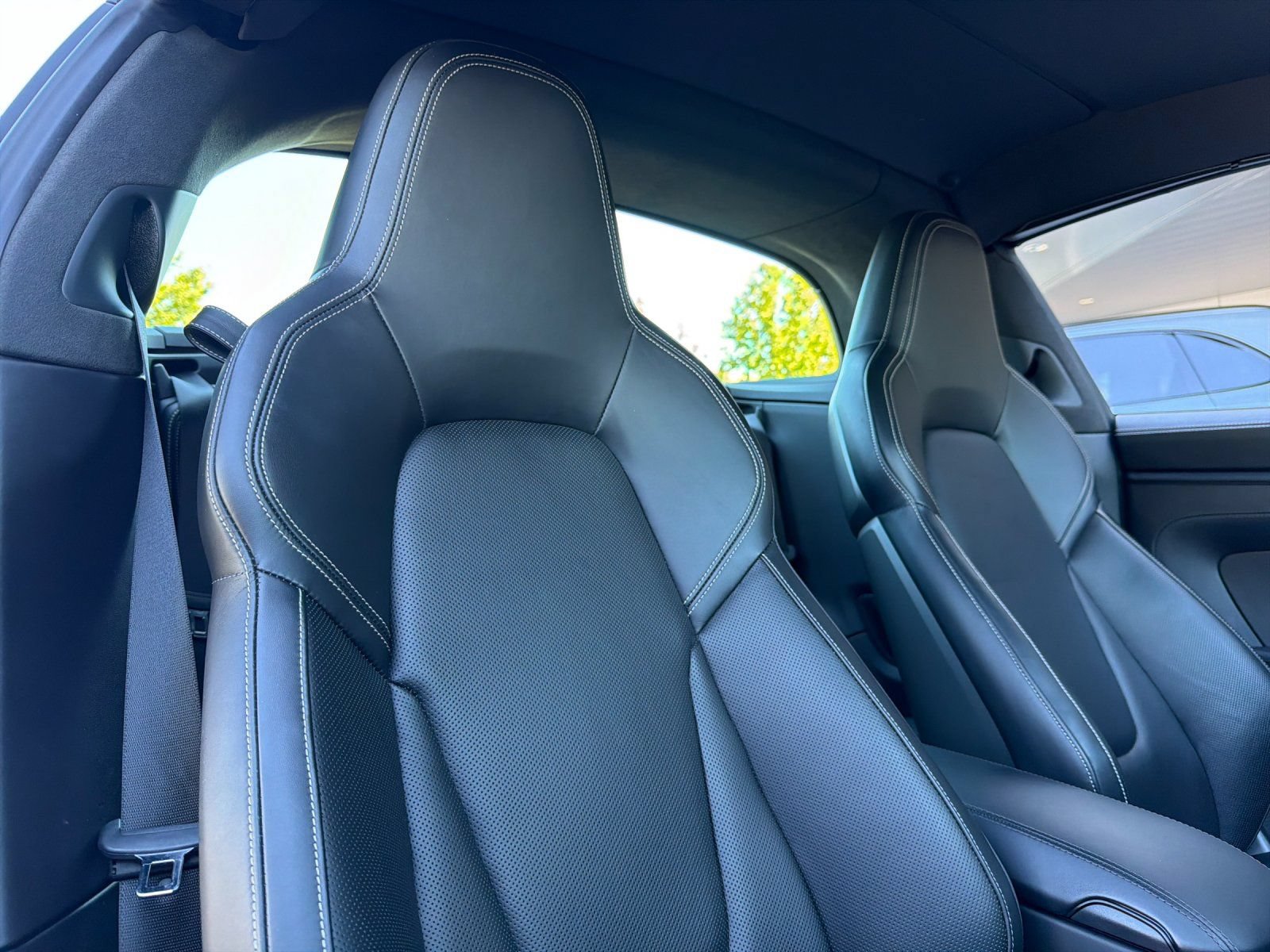 Certified 2023 Porsche 911 Targa 4 GTS w/ Premium Package AWD/4WD image 16