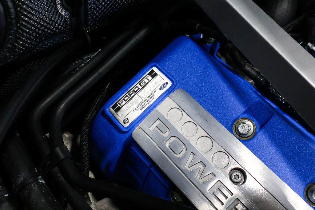 Used 2005 Ford GT RWD image 50