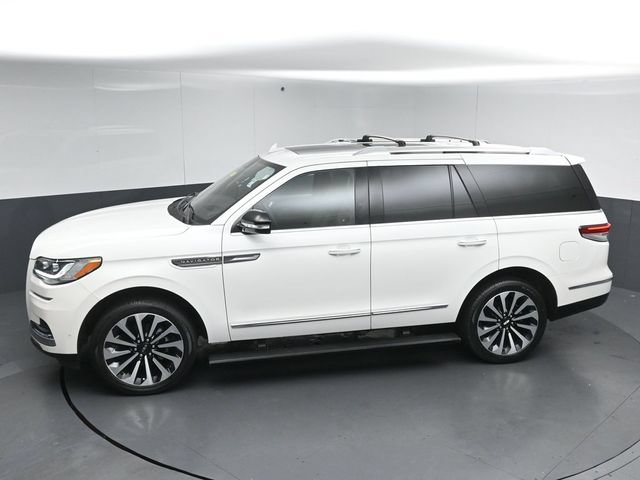 Certified 2023 Lincoln Navigator Reserve AWD/4WD image 50