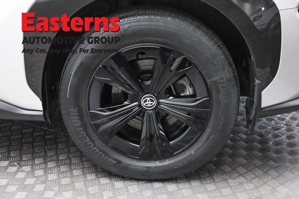 Used 2023 Toyota bZ4X XLE image 8