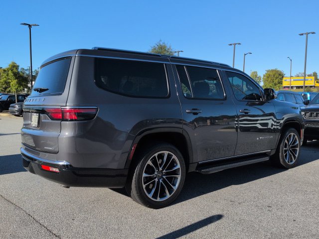 Used 2022 Jeep Wagoneer Series II w/ Premium Group I RWD image 4