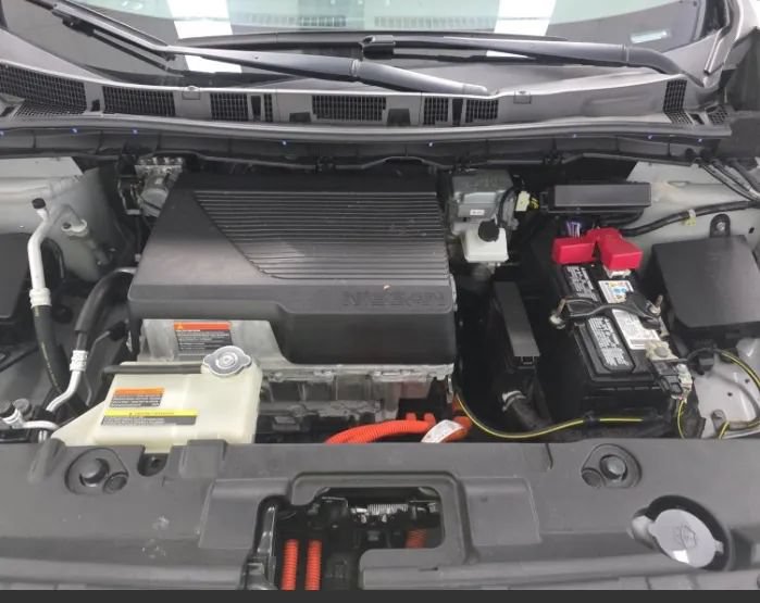 Used 2022 Nissan Leaf S FWD image 10