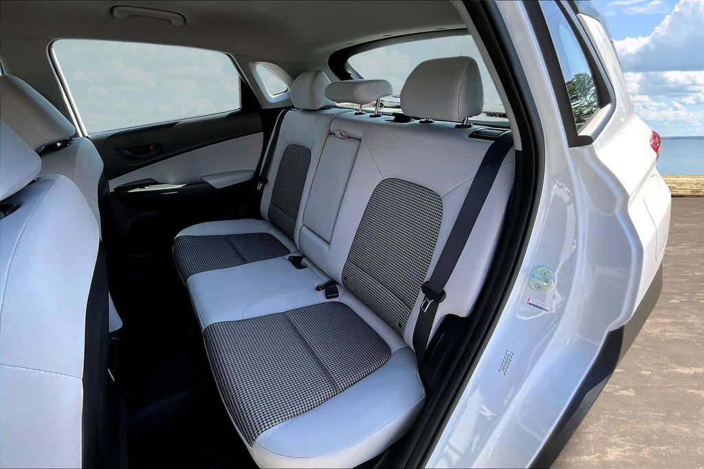Used 2023 Hyundai Kona SE AWD/4WD image 24