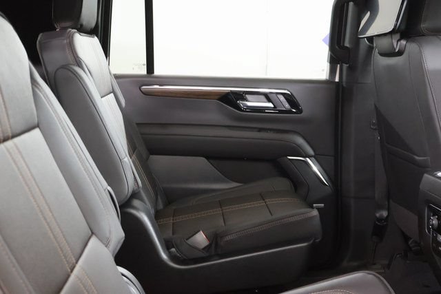 New 2026 Chevrolet Suburban High Country AWD/4WD image 33