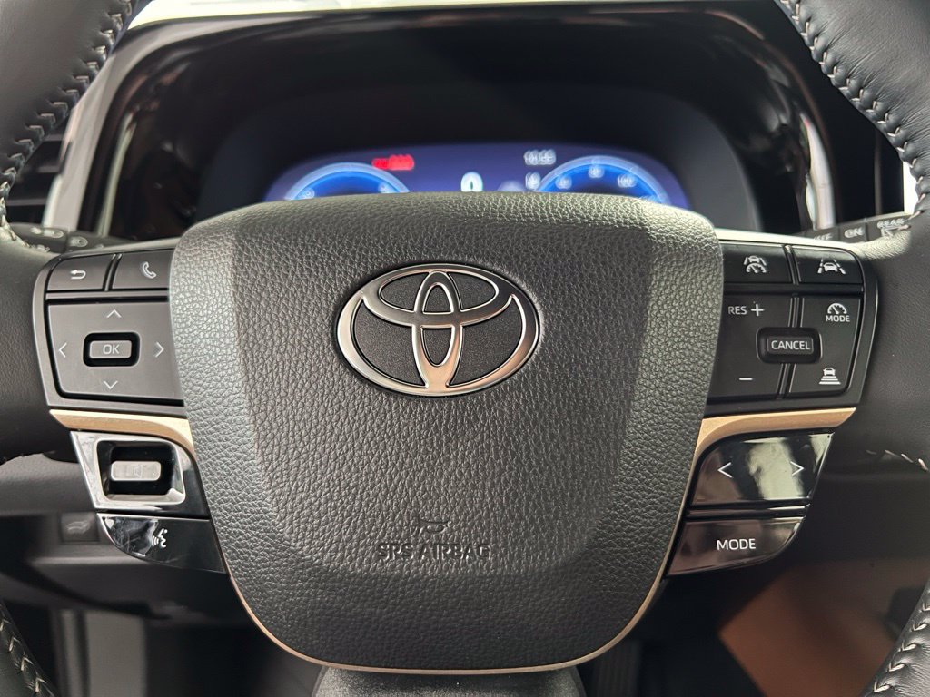 Certified 2026 Toyota Crown Signia AWD/4WD image 35