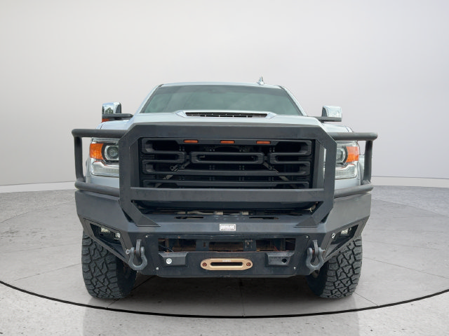 Used 2018 GMC Sierra 2500 Denali w/ Duramax Plus Package AWD/4WD image 2