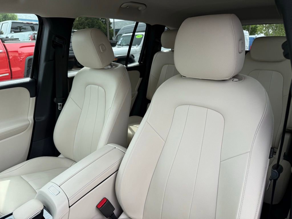 Certified 2022 Mercedes-Benz GLB 250 4MATIC image 12