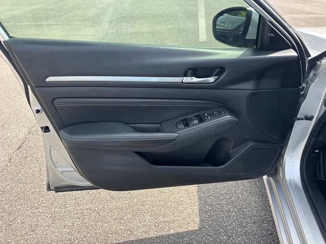 Used 2019 Nissan Altima 2.5 SV AWD/4WD image 21