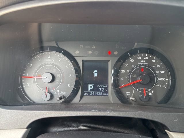 Used 2015 Toyota Sienna L image 23