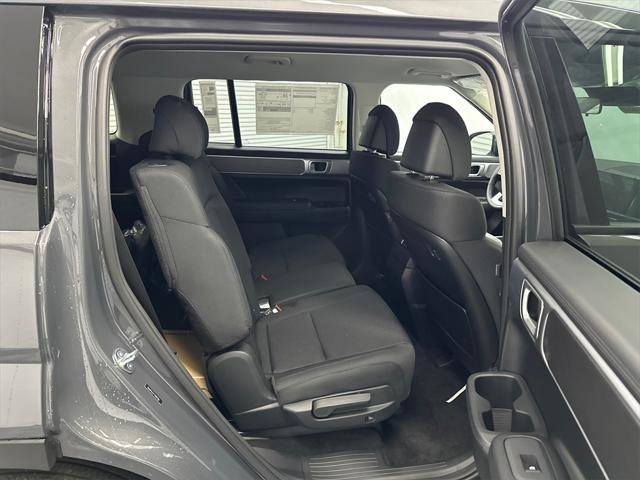 New 2026 Hyundai Santa Fe SE image 15