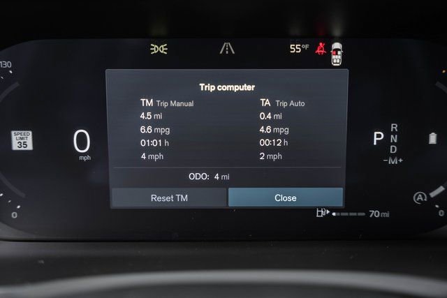 New 2026 Volvo XC90 B6 Plus w/ Protection Package Premier image 40