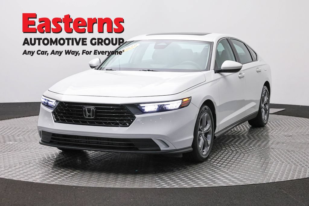 Used 2023 Honda Accord EX image 1