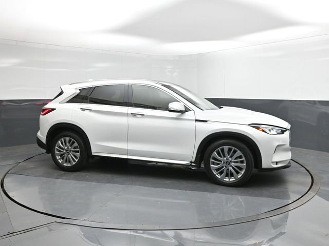 Used 2023 INFINITI QX50 Luxe image 26