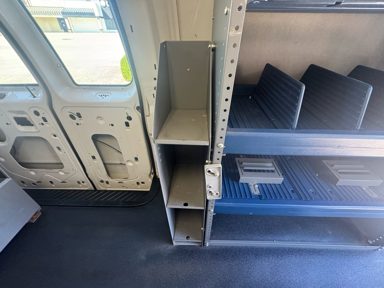 Used 2013 Ford E-250 and Econoline 250 w/ PWR Group image 47